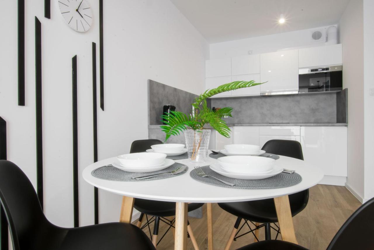 Apartament Perlowa Przystan Kolobrzeg Sienkiewicza Екстериор снимка