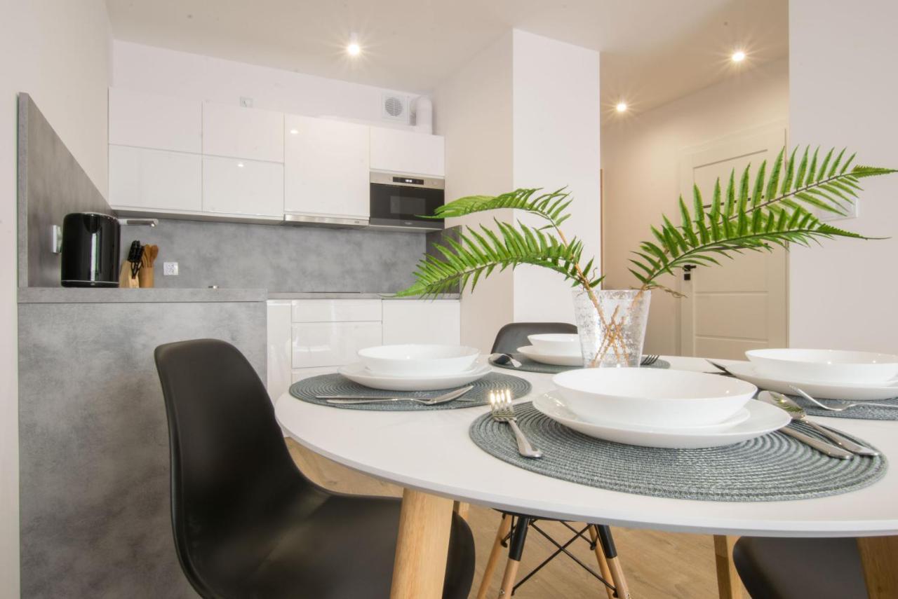 Apartament Perlowa Przystan Kolobrzeg Sienkiewicza Екстериор снимка